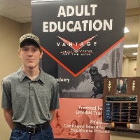 Robert Brandt Scholarship Awarded to Vantage Alumni